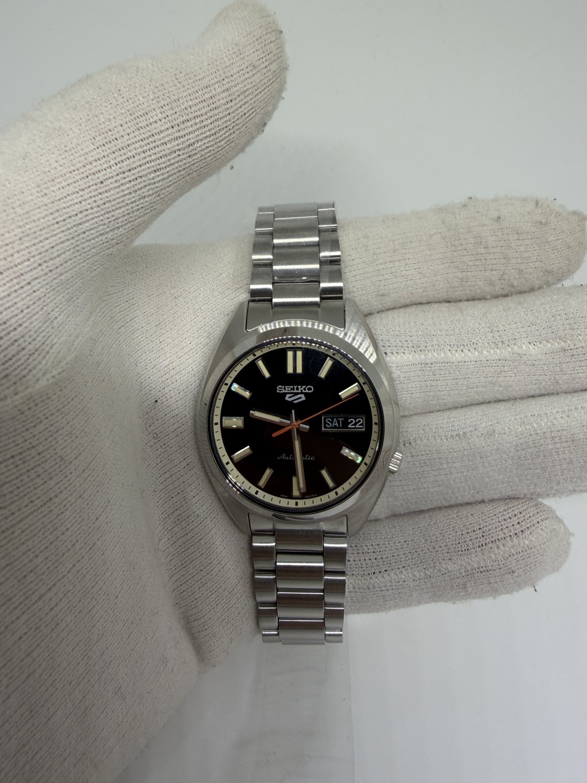 Seiko SRPK89, vista frontal